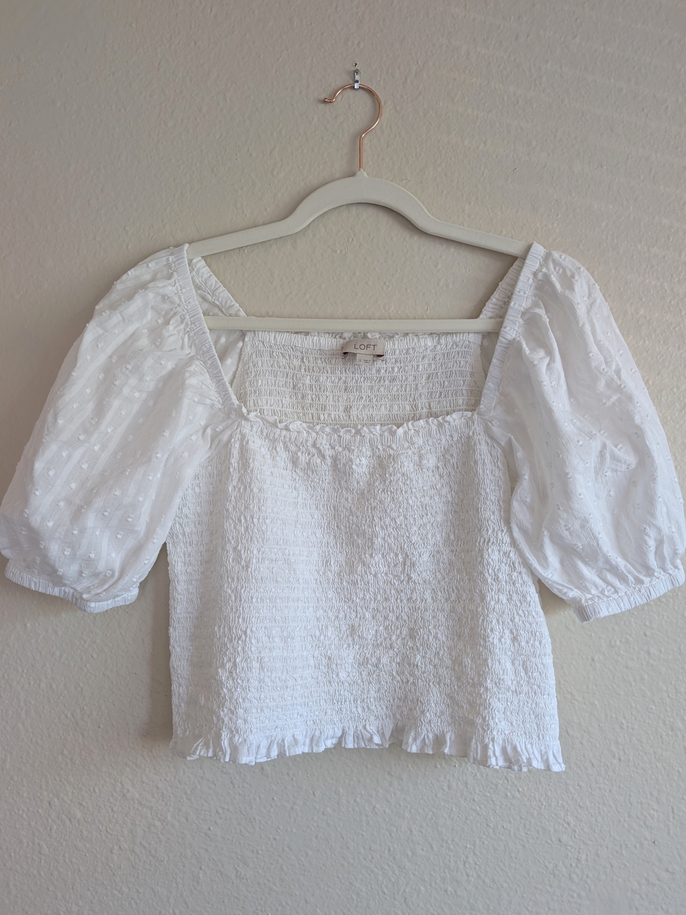 LOFT Cotton Smocked Puff Sleeve Crop Top in White - Small